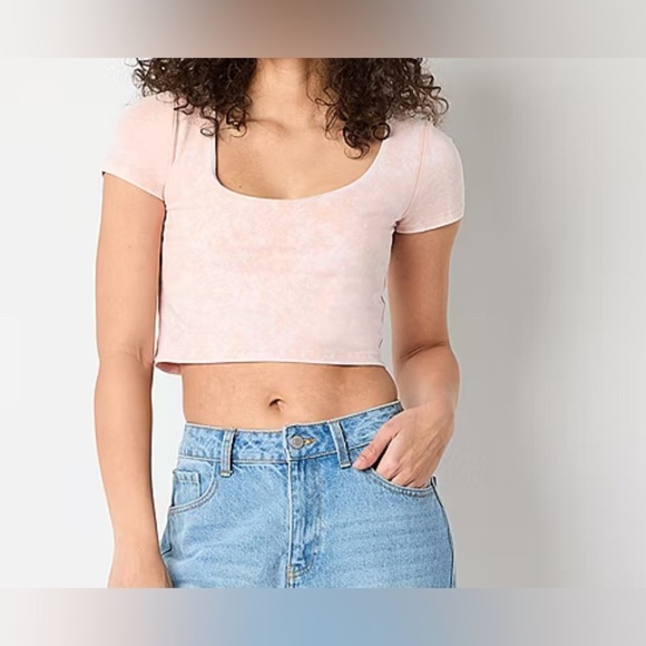 Forever 21 Pink Scoop Neck Short Sleeve Crop Top Size Medium New With Ta… - Picture 1 of 8